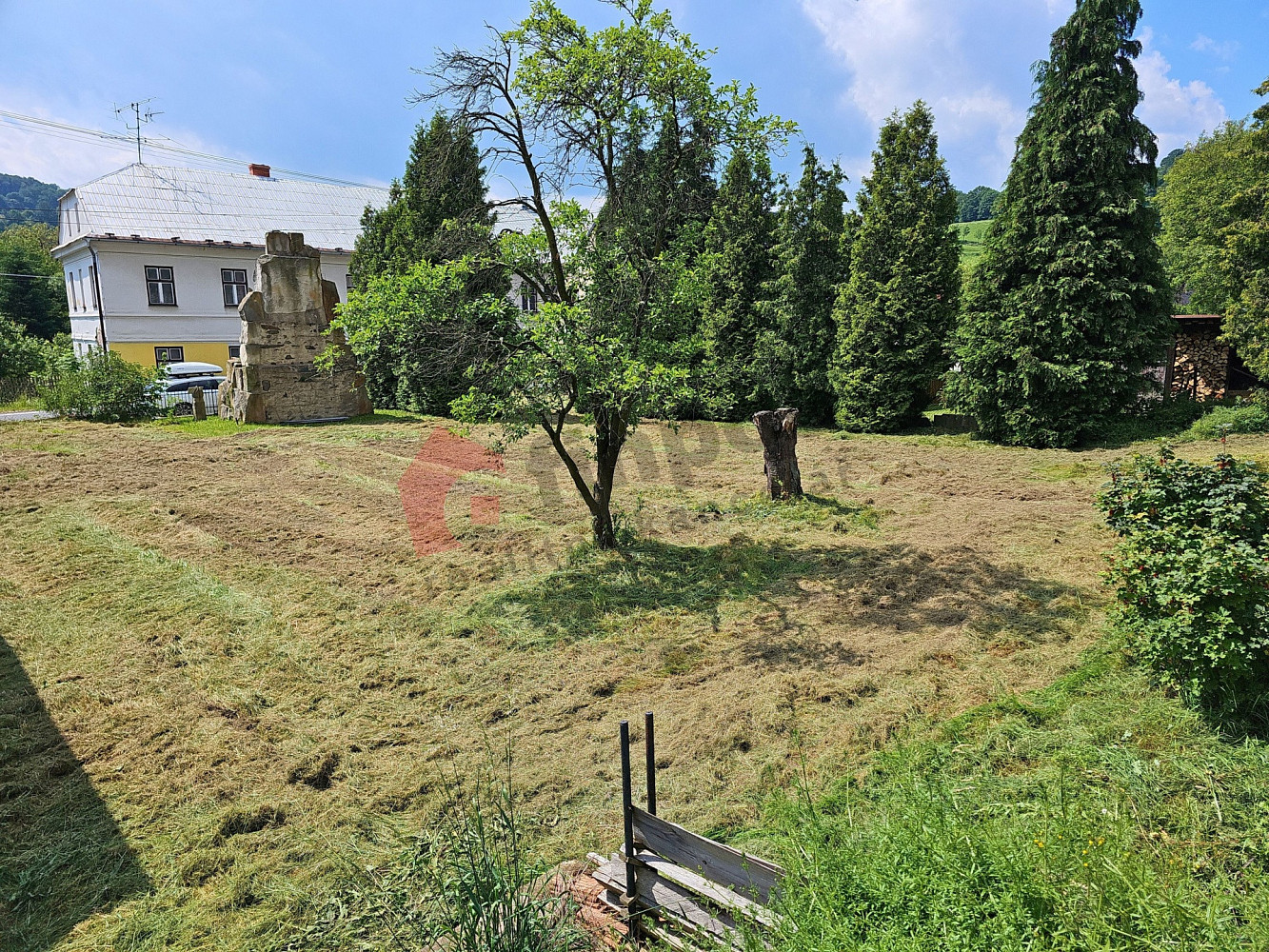Prodej stavebního pozemku 559 m² — photo 2
