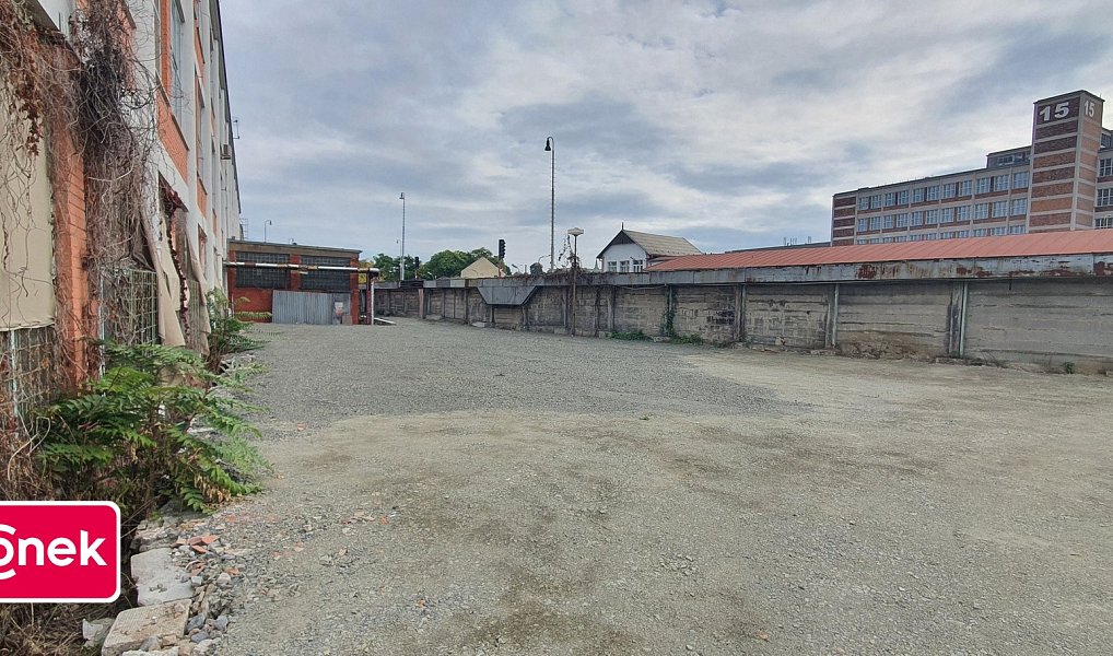 Pronájem výrobních prostor 1 600 m², Zlín – náhled fotky 5