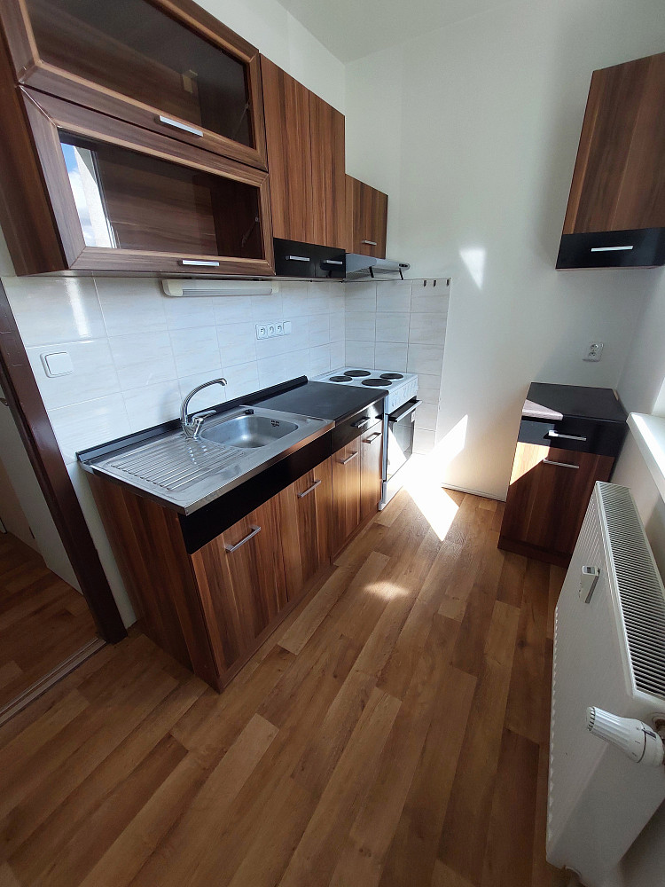 Prodej bytu 1+1 35 m² - Widok 2