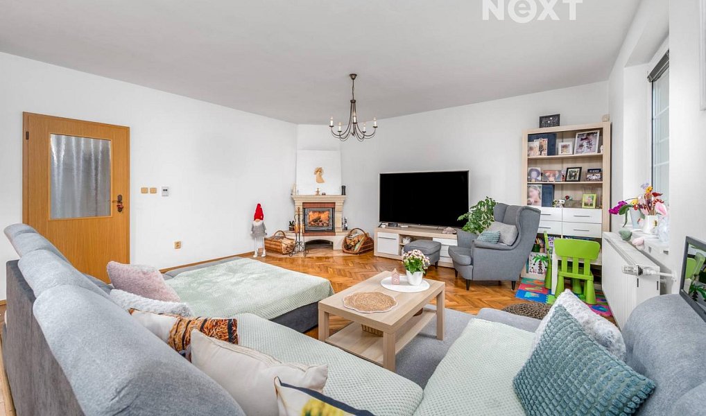 Prodej domu 270 m² s pozemkem 234 m², Lužec nad Vltavou – náhled fotky 5
