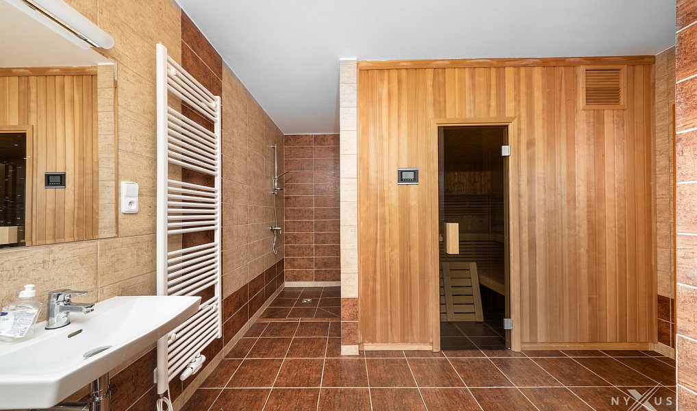 Prodej ubytovacího objektu 306 m², Kvilda – náhled fotky 6