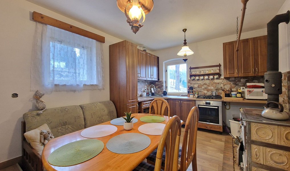 Prodej domu 151 m² s pozemkem 2 176 m², Soběšice – náhled fotky 2