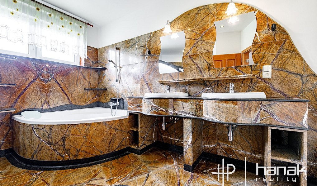 Prodej domu 335 m² s pozemkem 3 009 m², Konice – náhled fotky 15