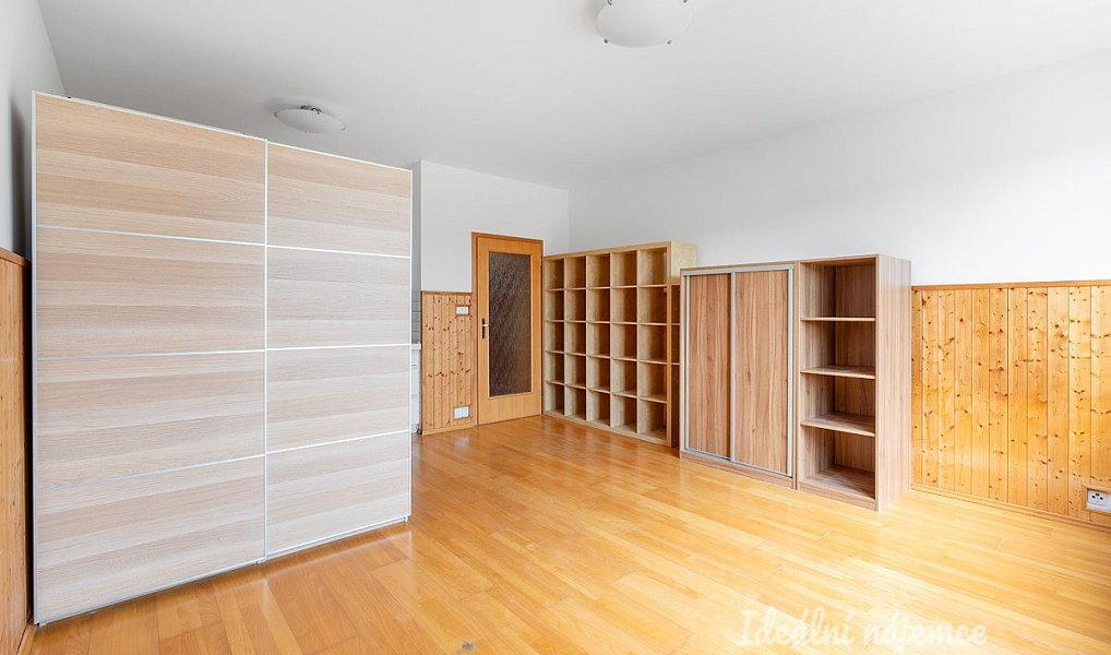 Pronájem bytu 2+kk 52 m², Praha – náhled fotky 3