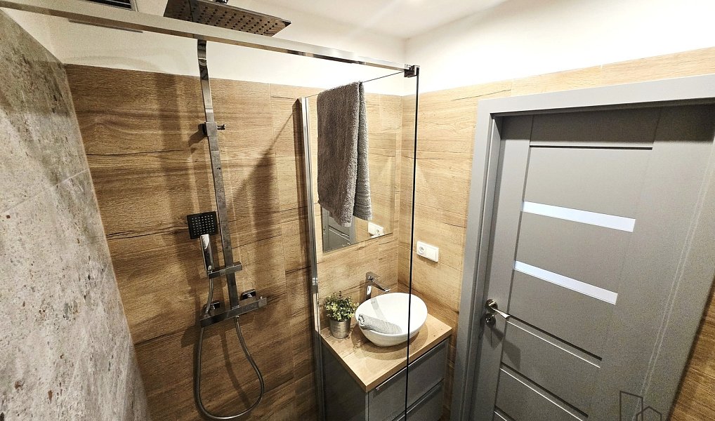 Prodej bytu 3+1 66 m², Třinec – náhled fotky 3