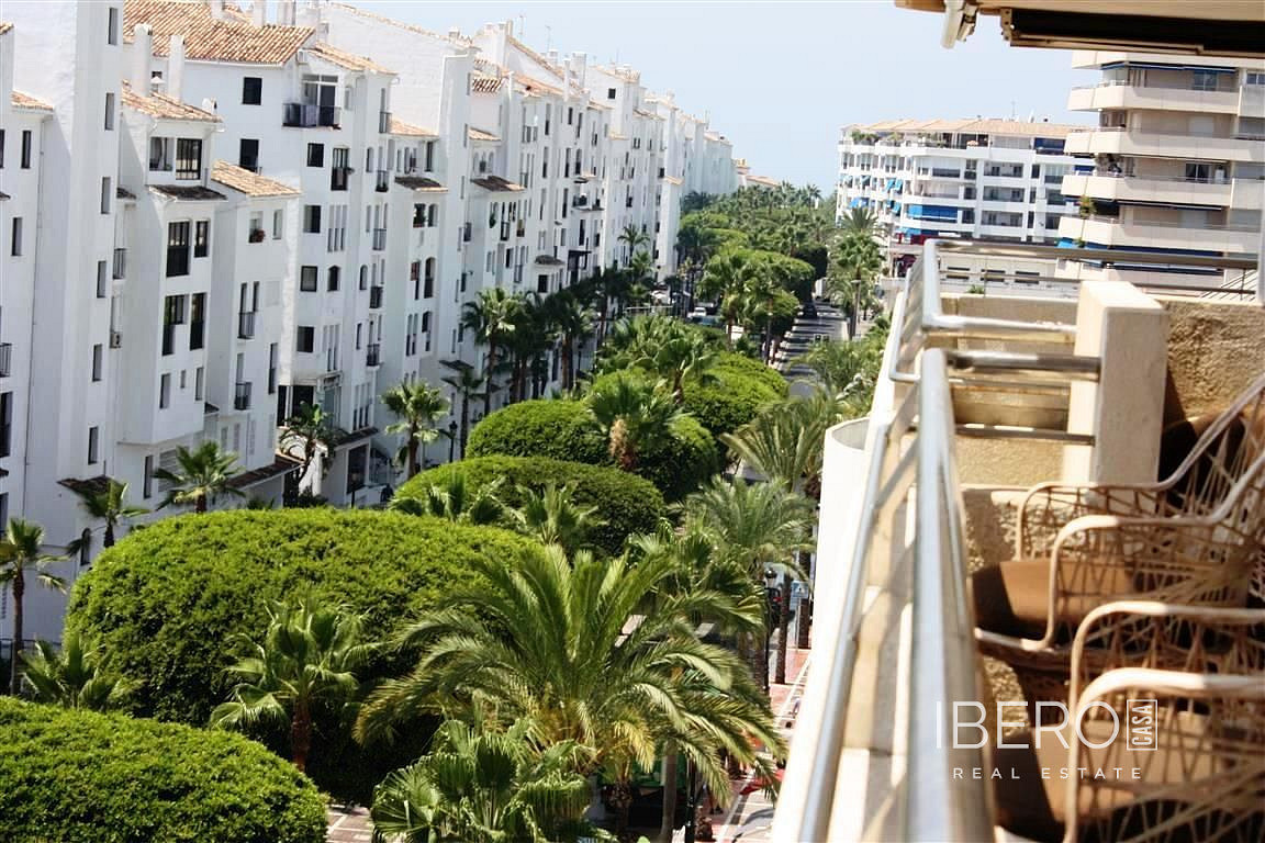 Pis 4+kk – Marbella, Nueva Andalucía - Vista 5