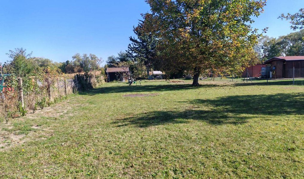 Prodej pozemku, 976 m², České Budějovice, Planá