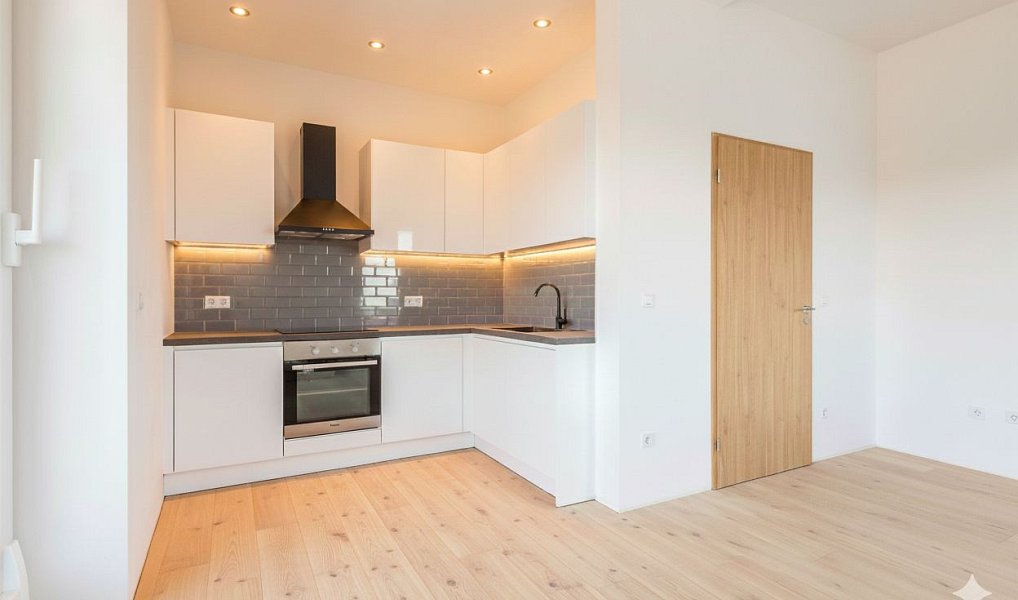 Prodej domu 131 m² s pozemkem 703 m², Velvary – náhled fotky 7