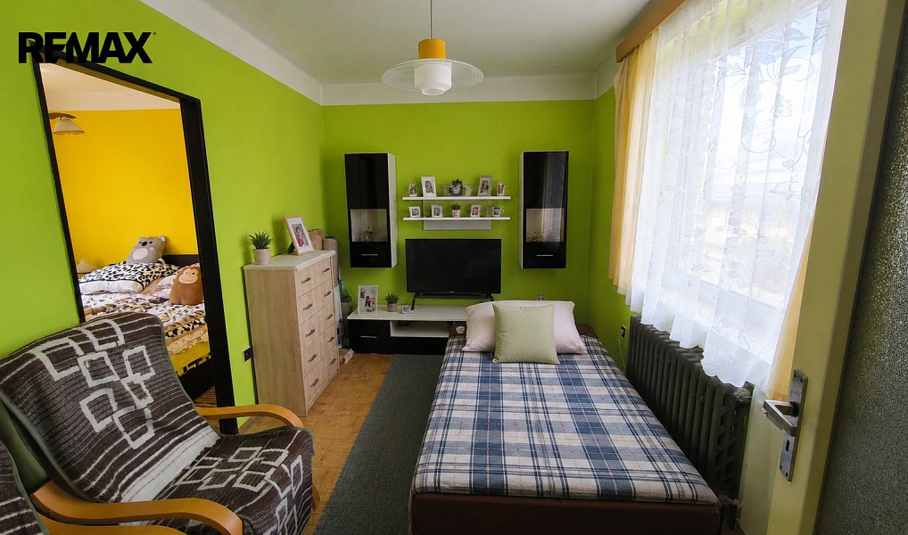 Prodej domu 140 m² s pozemkem 515 m², Vroutek – náhled fotky 3
