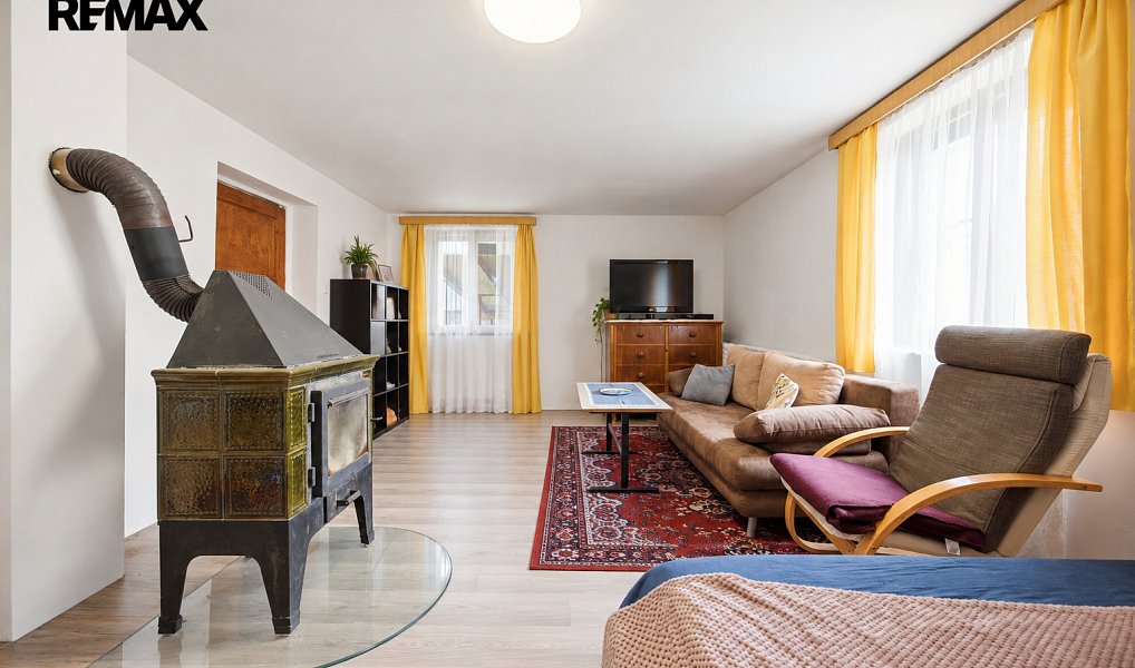 Prodej domu 98 m² s pozemkem 360 m², Všetaty – náhled fotky 3