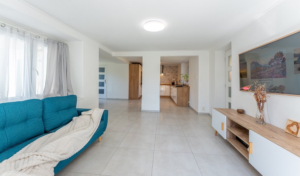 Prodej domu 162 m² s pozemkem 735 m², Horní Kruty – náhled fotky 37