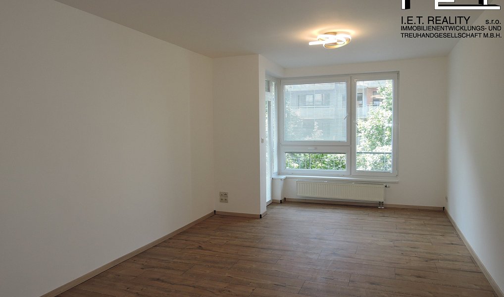 Pronájem bytu 3+kk 82 m², Praha – náhled fotky 22