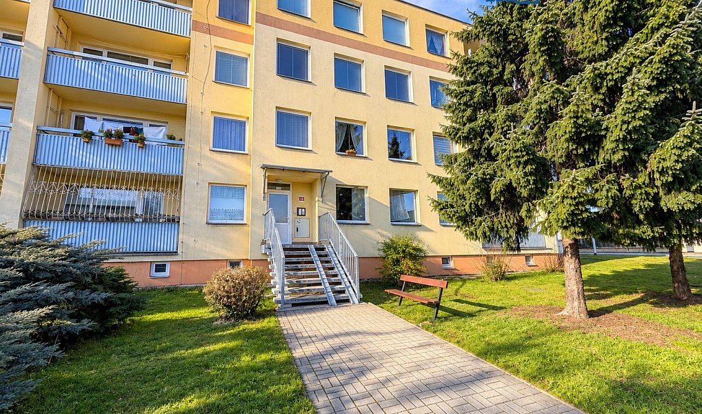 Prodej bytu 3+1 73 m², Teplice – náhled fotky 2