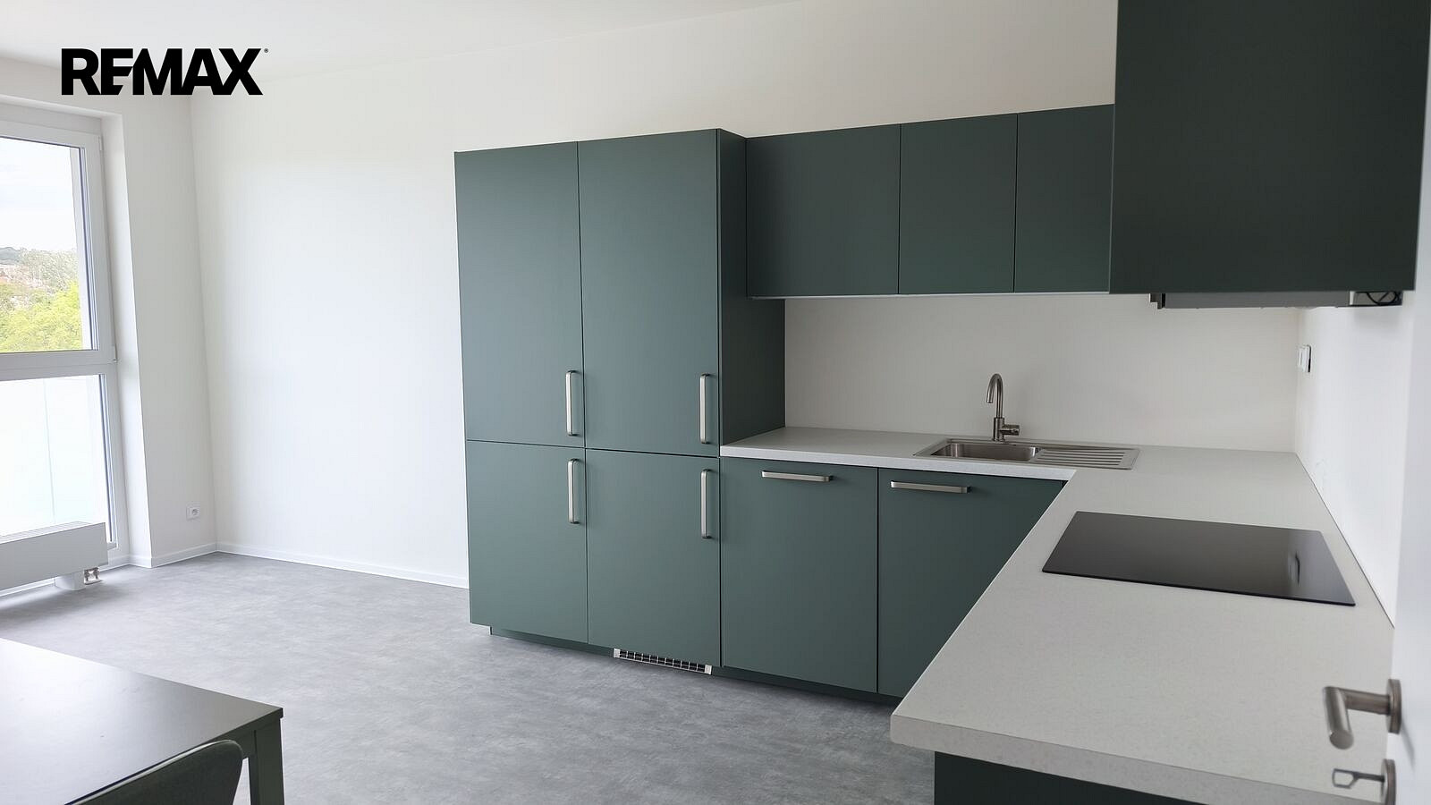 Pronájem bytu 2+kk 50 m² – fotografie 3