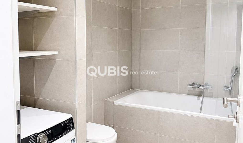 Pronájem bytu 2+kk 103 m², Praha – náhled fotky 9
