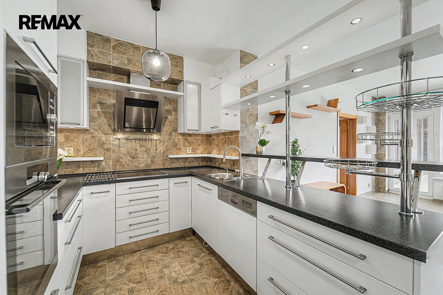 Prodej bytu 3+kk 95 m² – fotografie 3