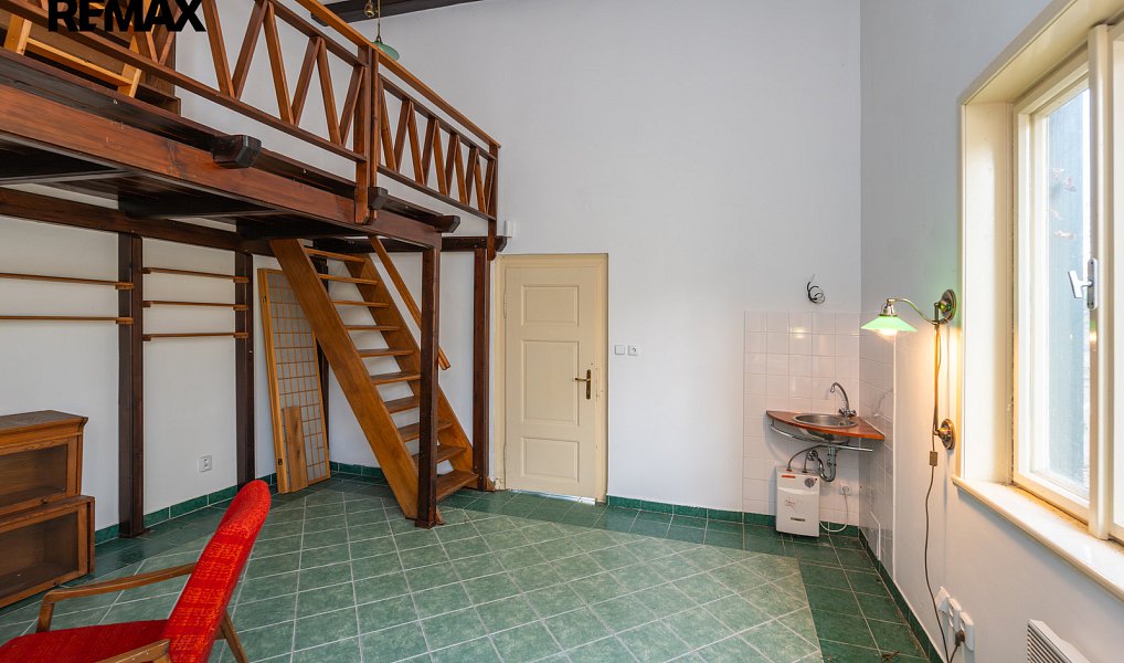 Prodej nájemního domu, činžáku 675 m², Čelákovice – náhled fotky 48