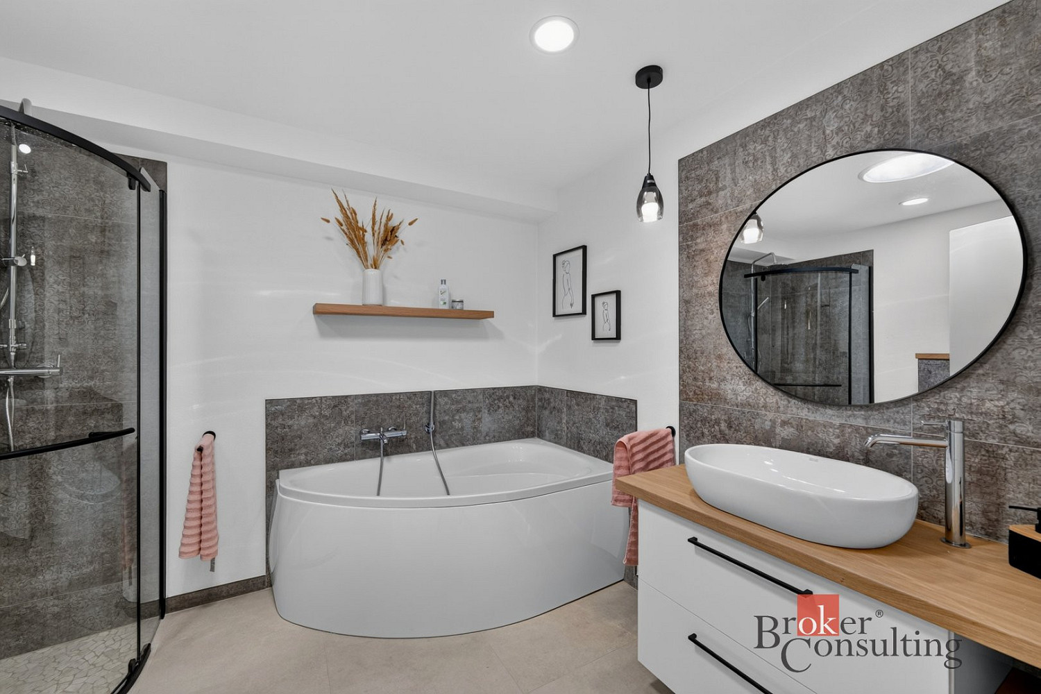 Prodej domu 99 m² s pozemkem 1 376 m² – fotografie 3