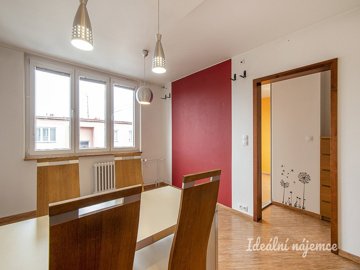 Pronájem bytu 2+kk 36 m² – fotografie 5