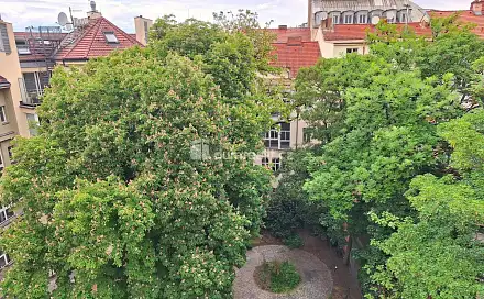 Pronájem bytu 1+kk 28 m²