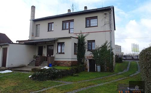 Prodej domu 250 m² s pozemkem 807 m², Jiráskova, Blatná, okres Strakonice
