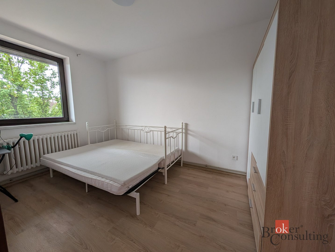 Pronájem bytu 2+kk 56 m² – fotografie 4