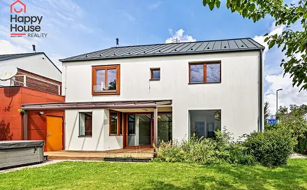 Pronájem domu 200 m² s pozemkem 408 m², Nad Mlýnským rybníkem, Praha 4 - Újezd u Průhonic