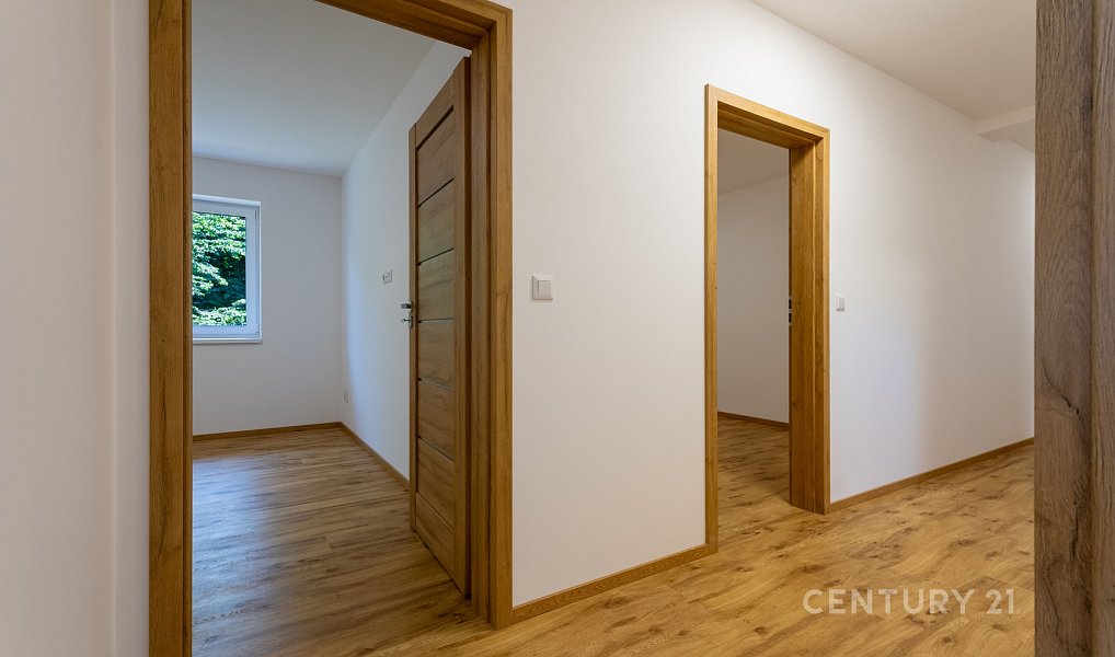 Prodej domu 124 m² s pozemkem 877 m², Vratimov – náhled fotky 23