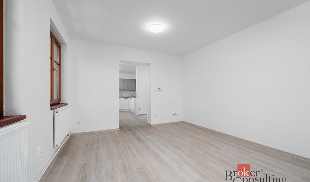 Pronájem bytu 1+1 37 m², Nový Bor – náhled fotky 5