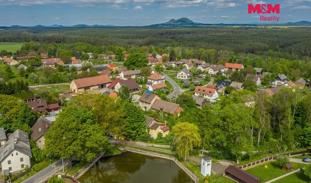 Prodej domu 300 m² s pozemkem 2 458 m², Bělá pod Bezdězem – náhled fotky 2