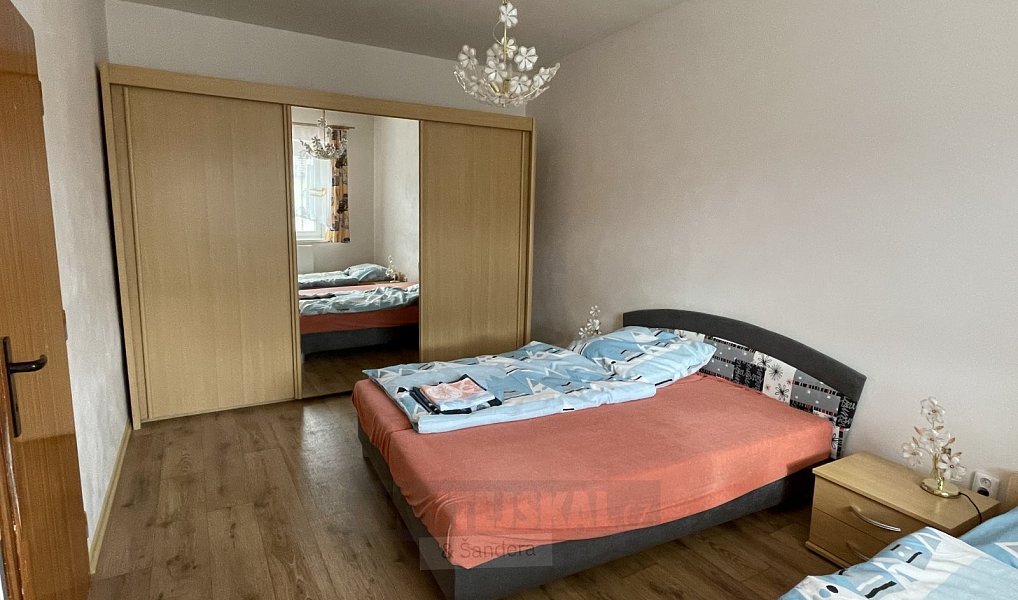 Prodej domu 342 m² s pozemkem 744 m², Velešín – náhled fotky 25