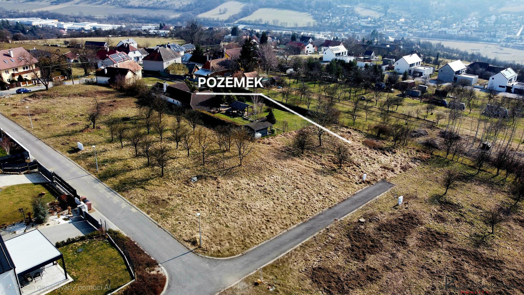 Prodej stavebního pozemku 748 m² — photo 3