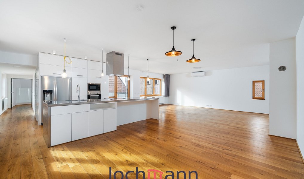 Pronájem obchodních prostor 746 m², České Budějovice – náhled fotky 4