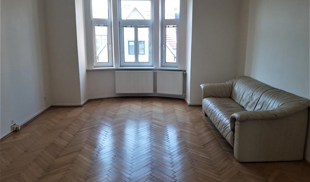 Pronájem kanceláře 135 m², Praha – náhled fotky 3