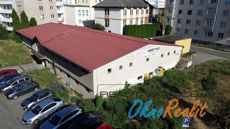 Prodej obchodních prostor 747 m² – fotografie 3