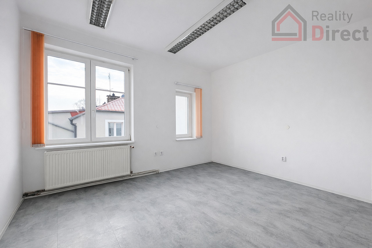 Pronájem kanceláře 87 m² – fotografie 3