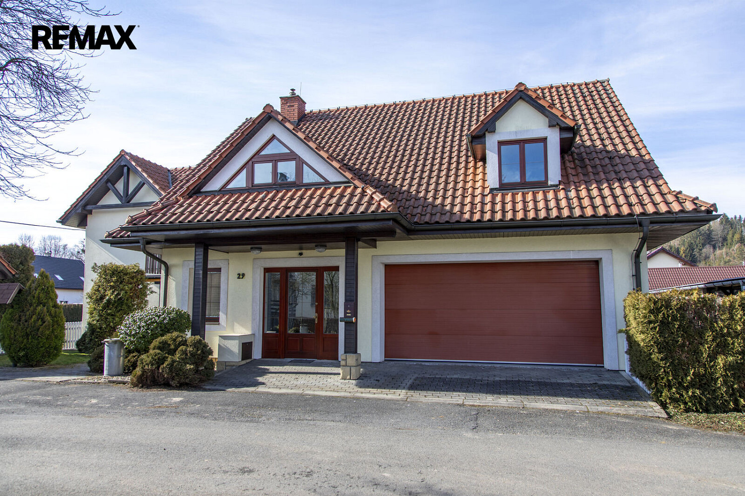 Prodej domu 302 m² s pozemkem 1 176 m² – fotografie 4