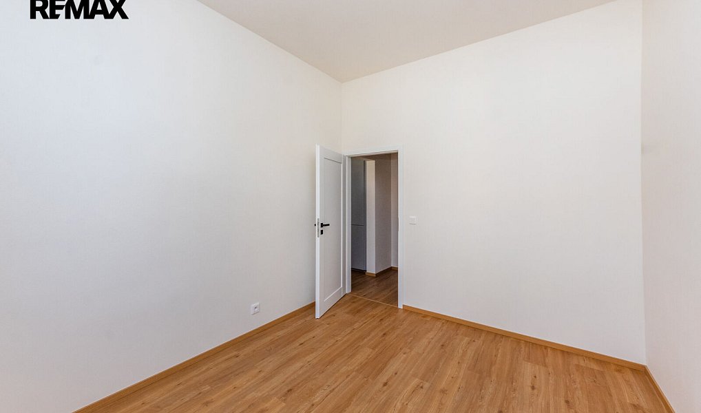 Pronájem bytu 2+kk 48 m², Praha – náhled fotky 5