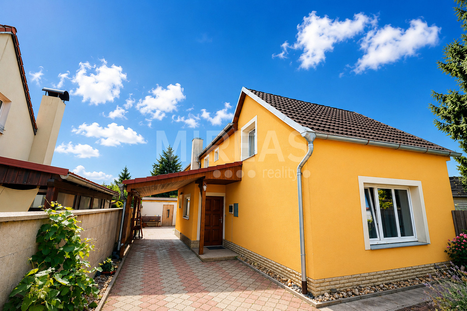 Prodej domu 134 m² s pozemkem 378 m²