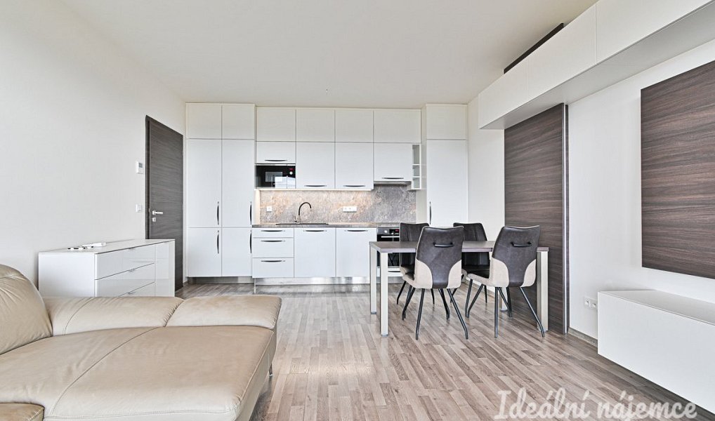 Pronájem bytu 2+kk 60 m², Brno – náhled fotky 4