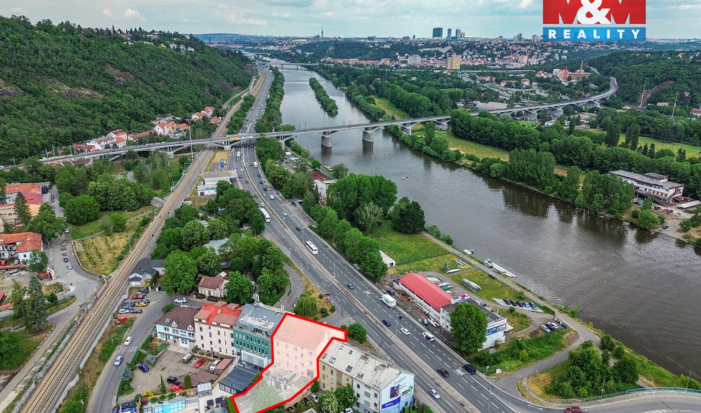 Prodej nájemního domu, činžáku 560 m², Praha – náhled fotky 29