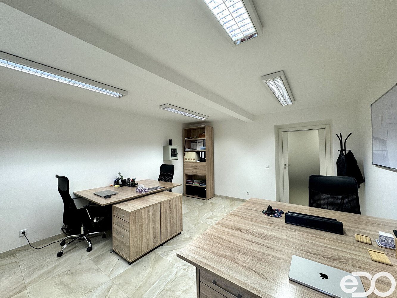 Pronájem kanceláře 21 m² – fotografie 3