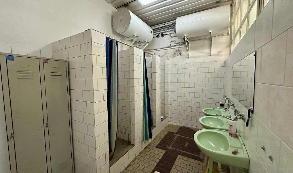 Prodej výrobních prostor 2 400 m², Varnsdorf – náhled fotky 29