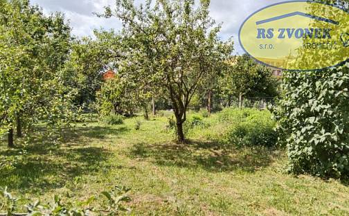 Prodej stavebního pozemku 1 374 m², Kostelec u Holešova, okres Kroměříž