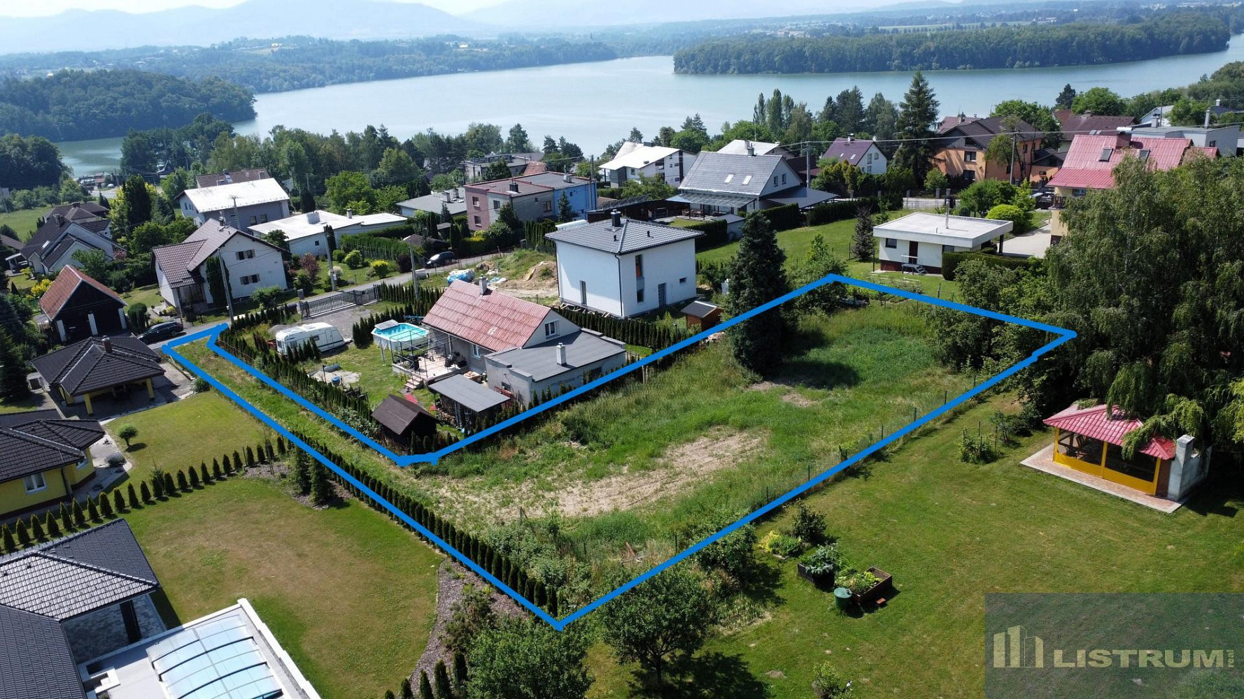 Prodej stavebního pozemku 1 053 m² – fotografie 4