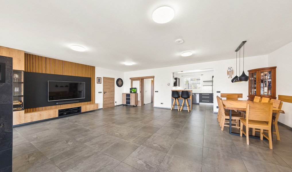Prodej domu 148 m² s pozemkem 1 095 m², Benešov – náhled fotky 9
