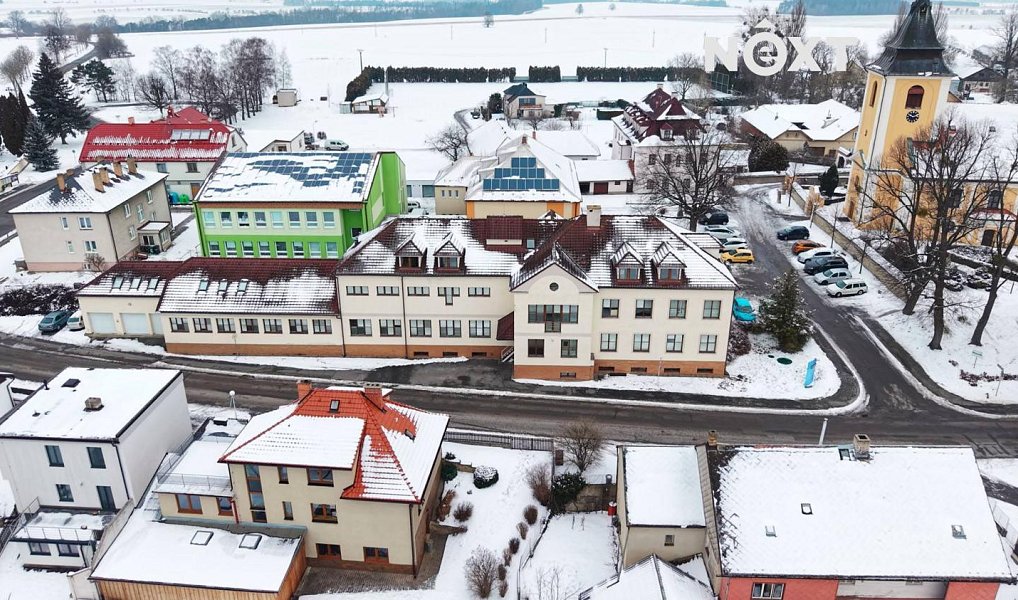 Prodej výrobních prostor 2 000 m², Sebranice – náhled fotky 2