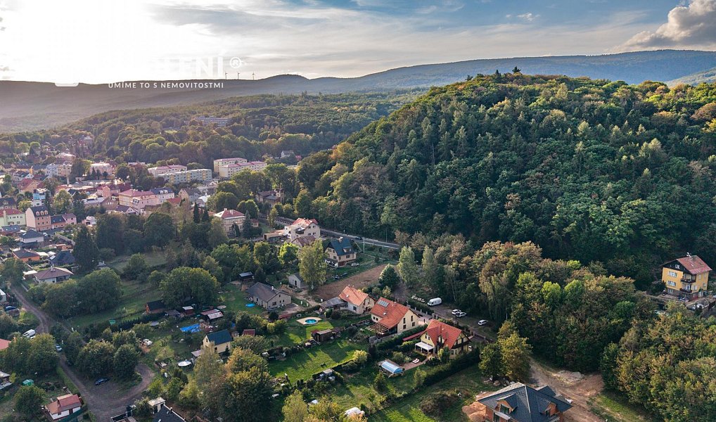Prodej stavebního pozemku 728 m², Dubí – náhled fotky 13
