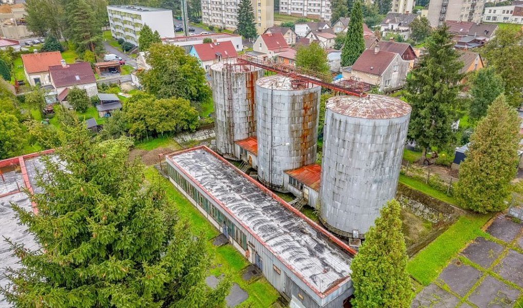 Prodej výrobních prostor 852 m², Nové Město pod Smrkem – náhled fotky 10
