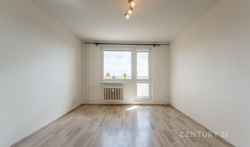 Prodej bytu 1+kk 25 m², Kladno – náhled fotky 24